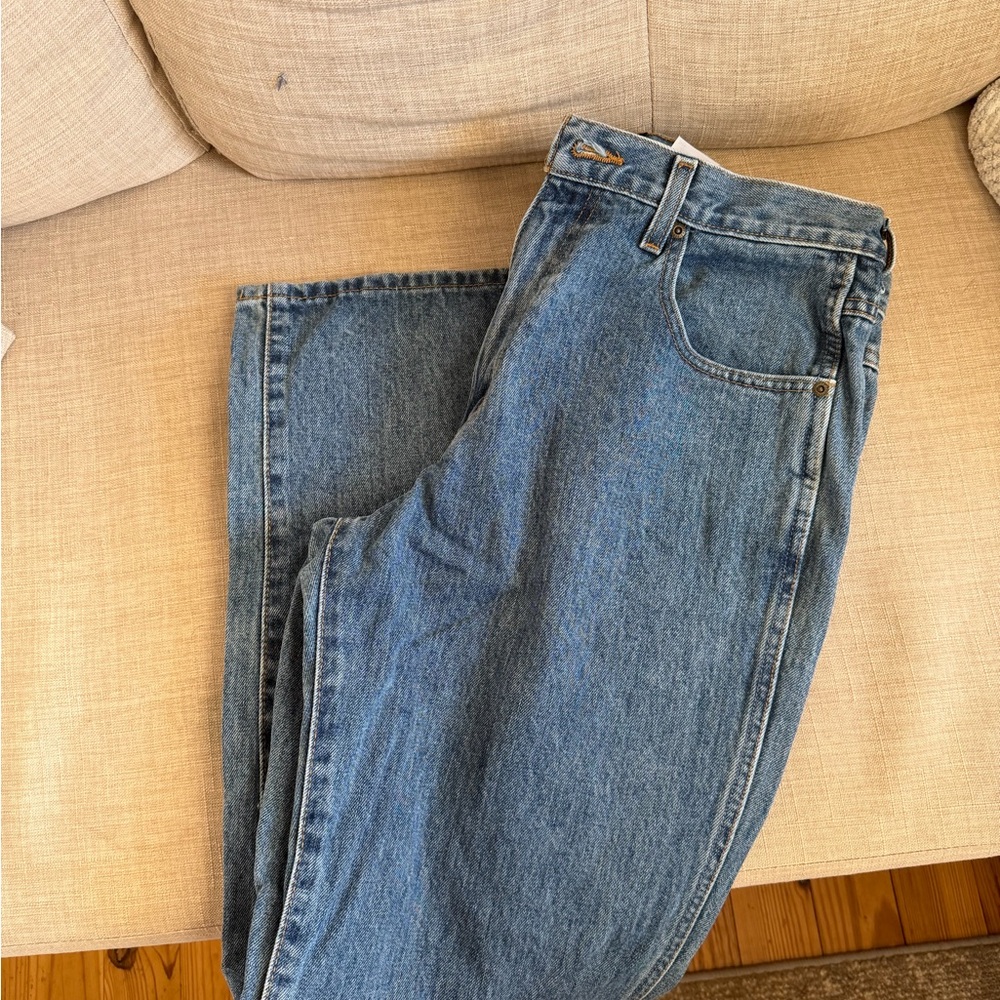 RedHead Men's Relaxed Blue Denim Jeans